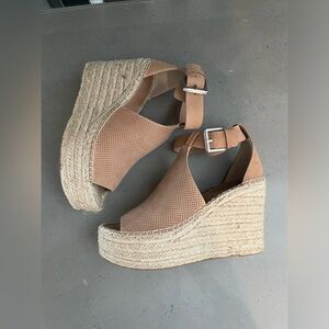 Marc Fisher Women’s Wedges, Size 8